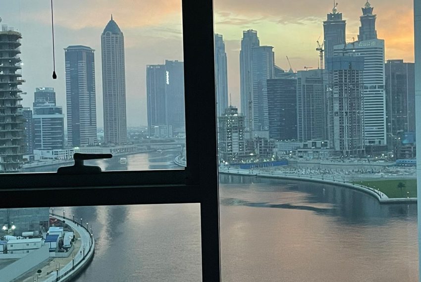 prive b view no balcony unit